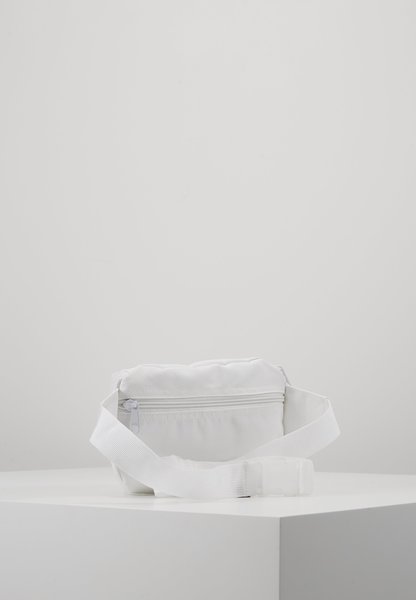 HIP BAG - Rumpetaske